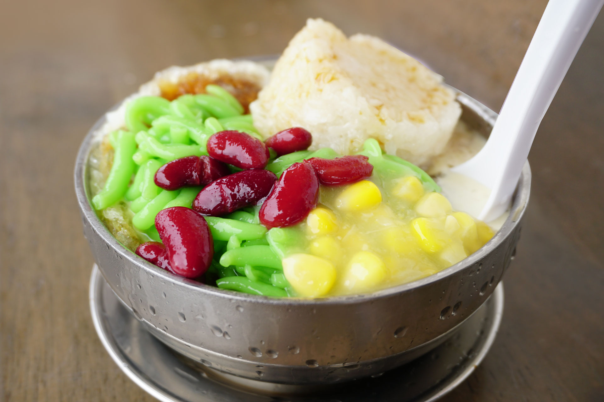 Cendol (Iced Malaysia Dessert)